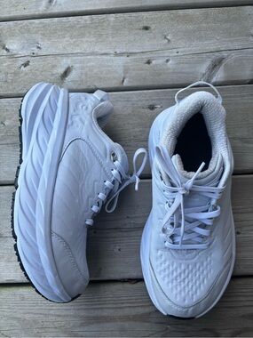 Women's 7 WIDE Hoka One One Bondi SR White Leather Sneakers Running Shoes Chunky
